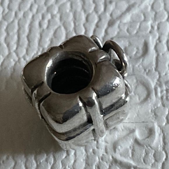 Pandora Silver Gift Charm Bracelet - Picture 3 of 4